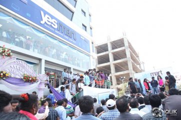 Rey Unit Launches Yes Mart Showroom
